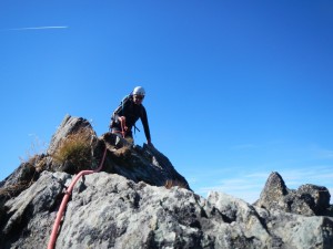 initiation à l'alpinisme sur les arêtes du pin dans Belledonne
