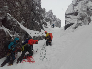 alpinisme hivernal facile au ben nevis, le Douglas Gap West Gully